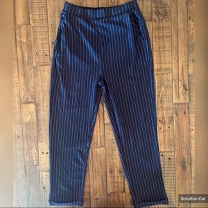 Forever 21 pin striped dress pants